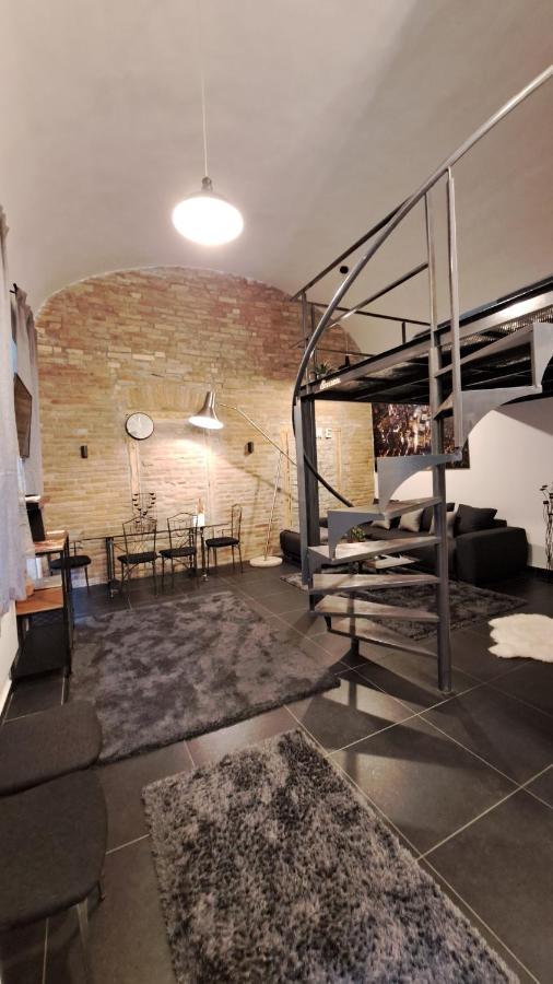 Kiraly Street , Stylish Apartment Budapest Exterior photo